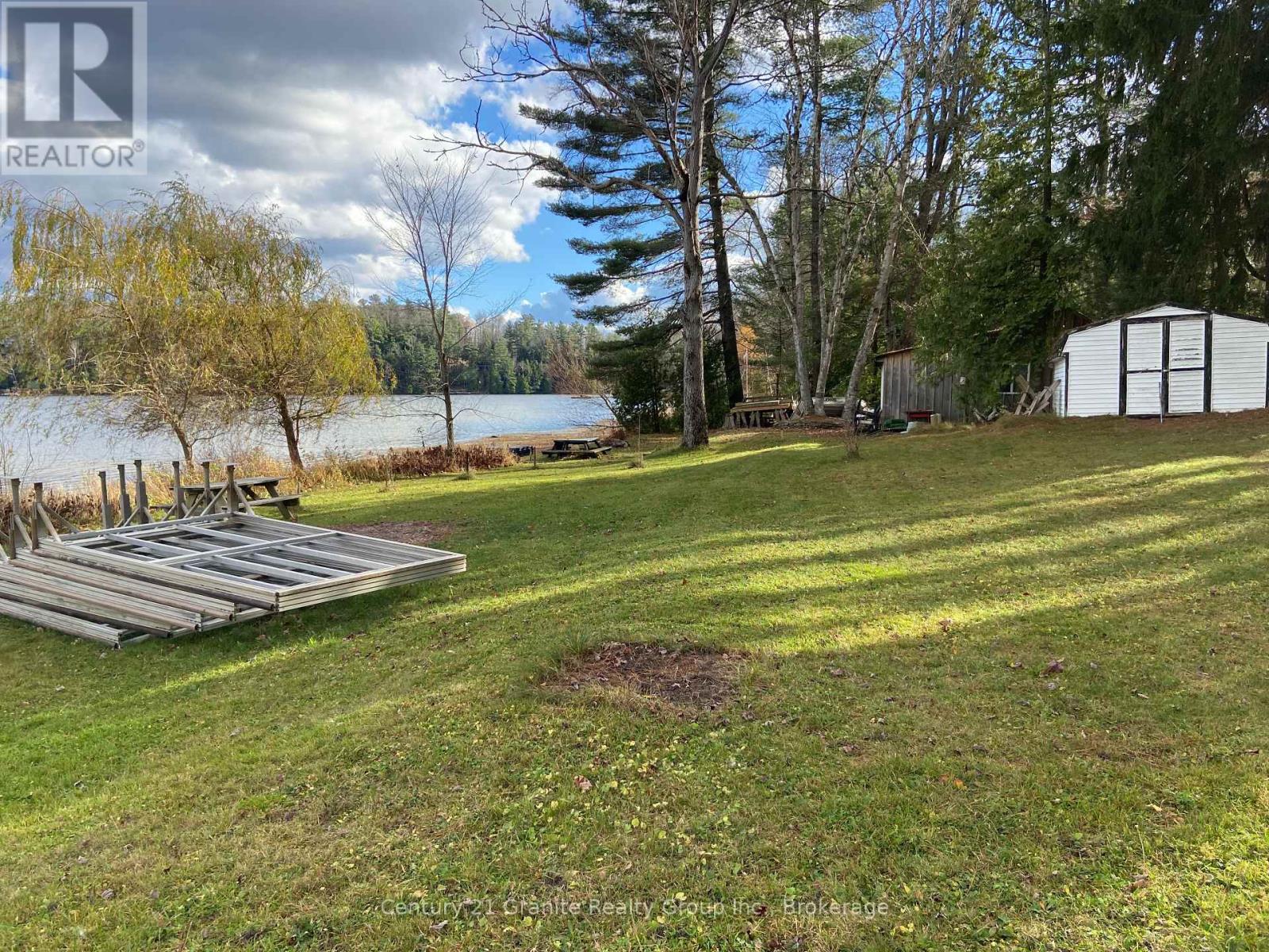 1034 Mariposa Lane, Minden Hills, Ontario  K0M 2K0 - Photo 45 - X12031618