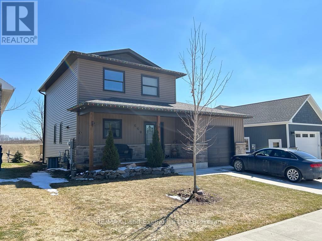 660 Gloria Street, North Huron, Ontario  N0M 1H0 - Photo 2 - X12024597