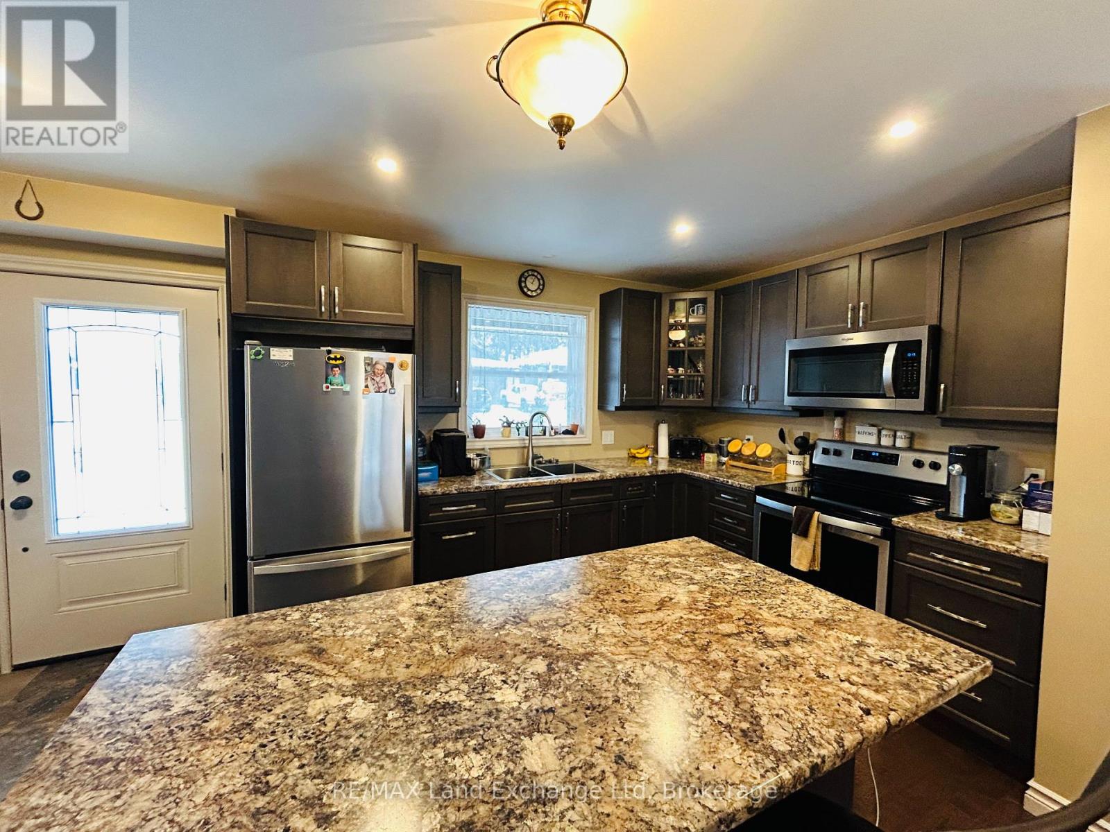 660 Gloria Street, North Huron, Ontario  N0M 1H0 - Photo 4 - X12024597