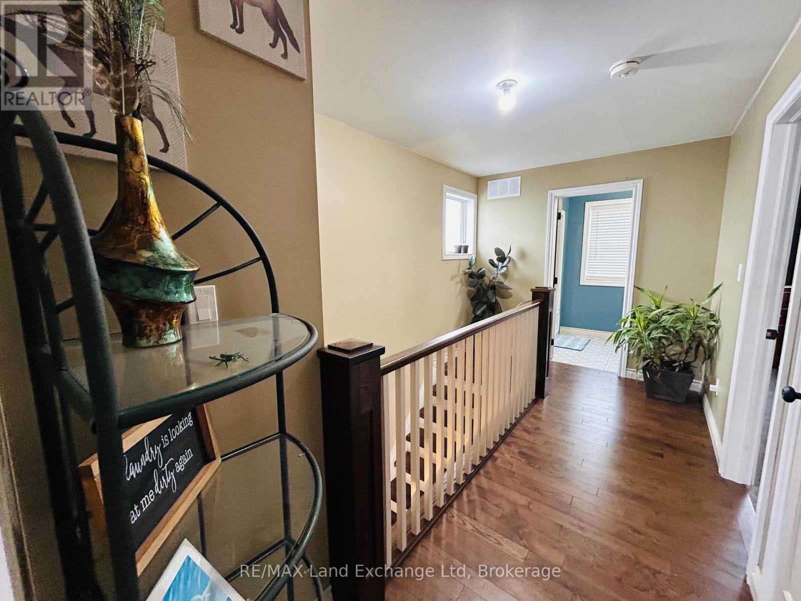 660 Gloria Street, North Huron, Ontario  N0M 1H0 - Photo 8 - X12024597