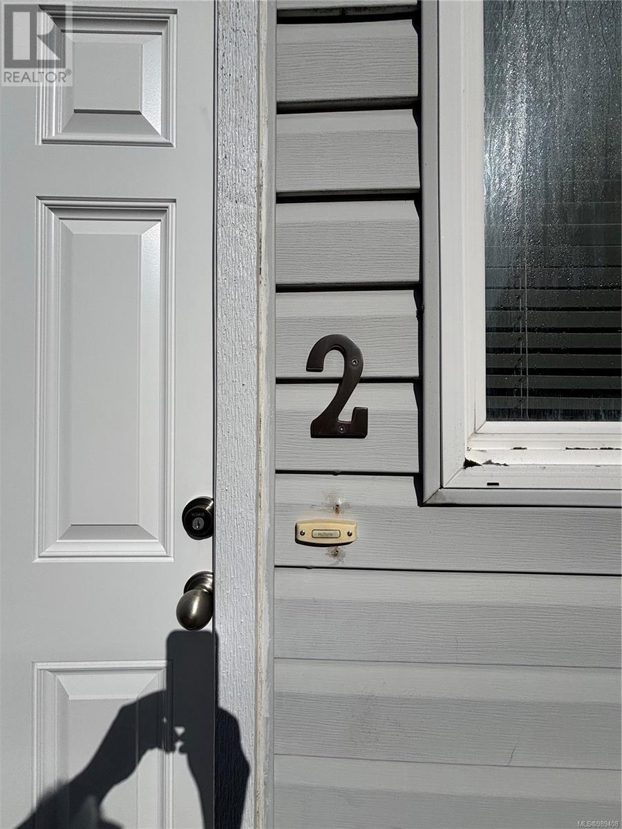 Property at 501 7th Ave image 2