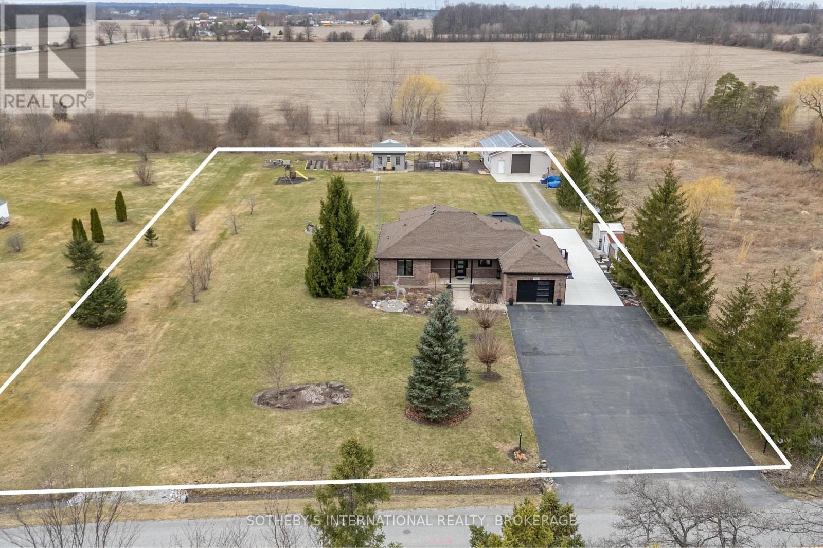 7107 Beechwood Road, Niagara Falls, Ontario  L2H 0W8 - Photo 38 - X12047040