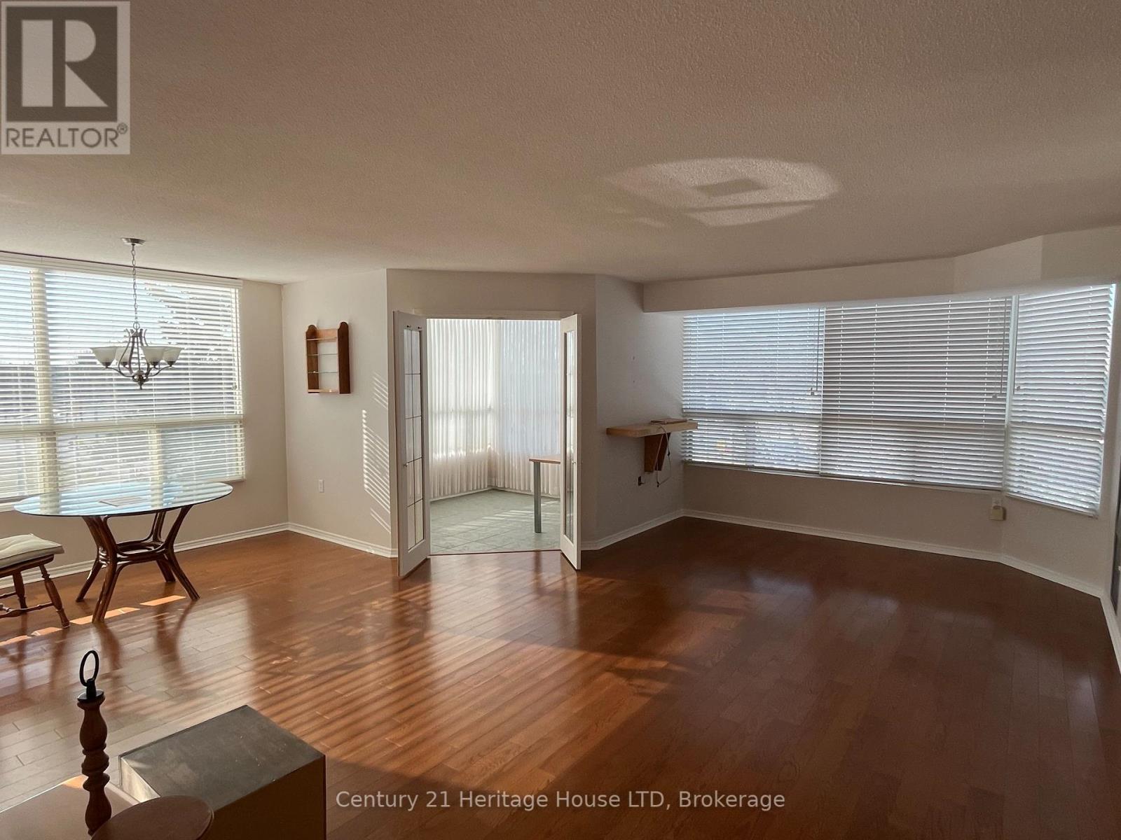 407 - 5100 Dorchester Road, Niagara Falls (Morrison), Ontario  L2E 7H4 - Photo 14 - X12003628