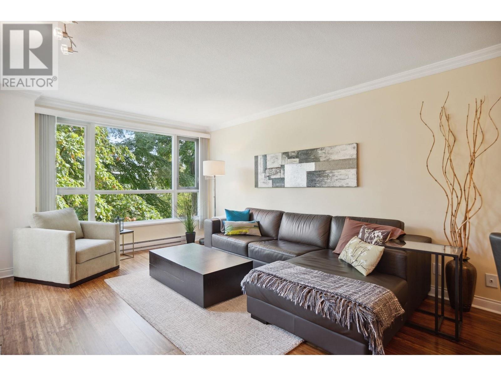 304 1838 Nelson Street, Vancouver, British Columbia  V6G 1N1 - Photo 1 - R2952323
