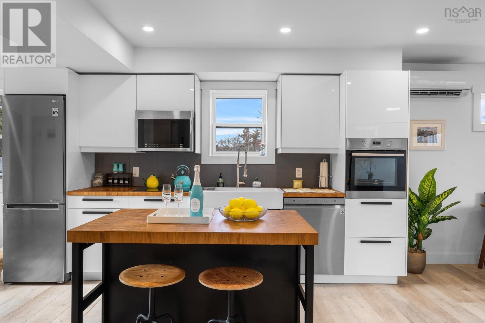 140 Cherry Brook Road, Dartmouth, Nova Scotia  B2Z 1A6 - Photo 8 - 202505836