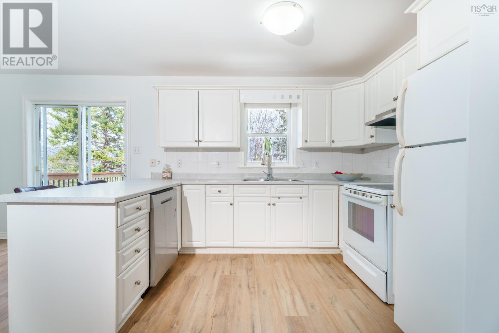 16 Peverill Court, Bedford, Nova Scotia  B4A 4G4 - Photo 13 - 202506059