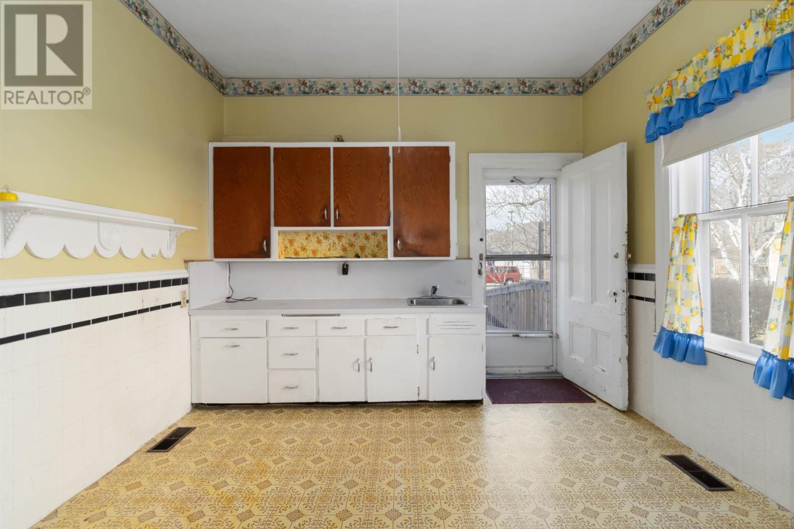 21 Green Street, Lunenburg, Nova Scotia  B0J 2C0 - Photo 14 - 202506088