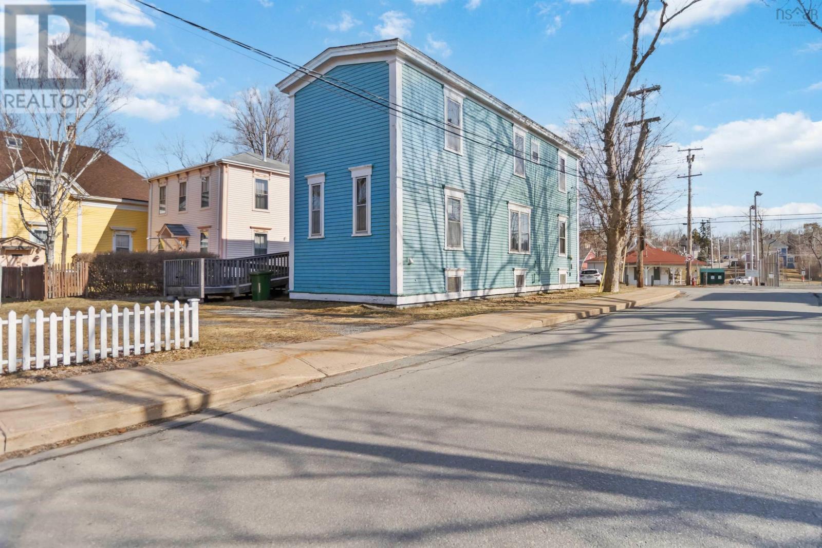 21 Green Street, Lunenburg, Nova Scotia  B0J 2C0 - Photo 32 - 202506088