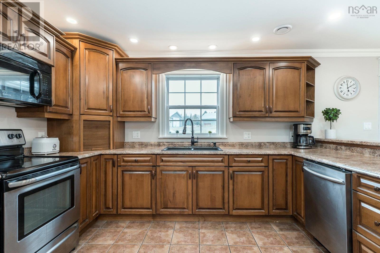 546 Wile Settlement Road, Wile Settlement, Nova Scotia  B0N 2T0 - Photo 10 - 202506091