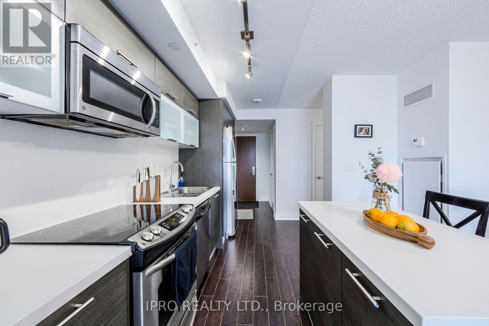 708 - 386 Yonge Street, Toronto, Ontario  M5B 0A5 - Photo 16 - C12047083
