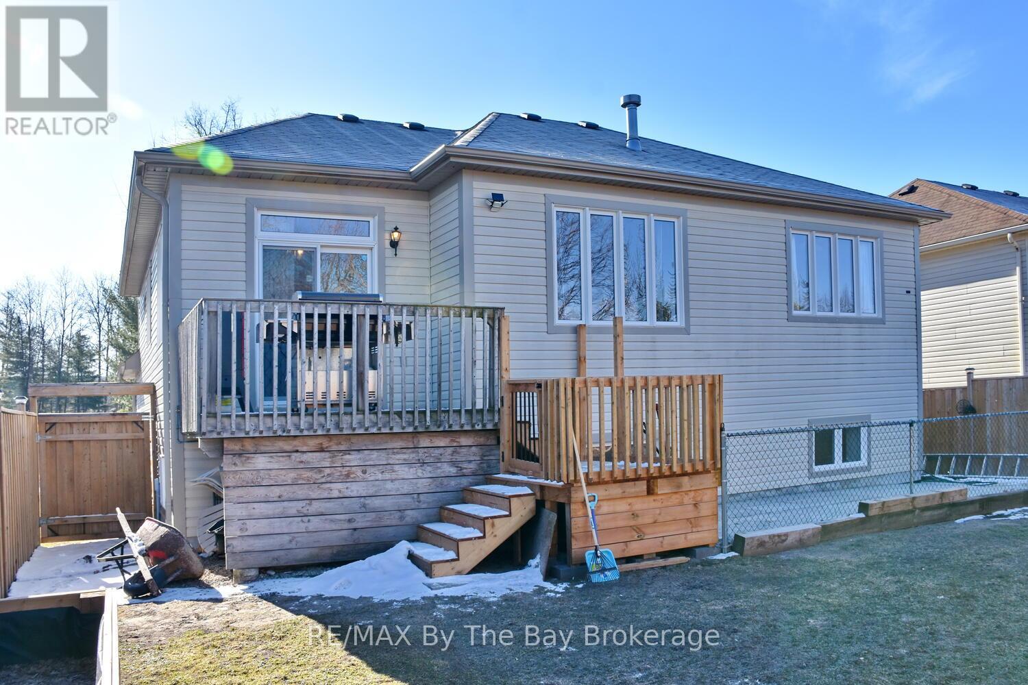16 Culham Trail, Wasaga Beach, Ontario  L9Z 0C6 - Photo 25 - S12047025