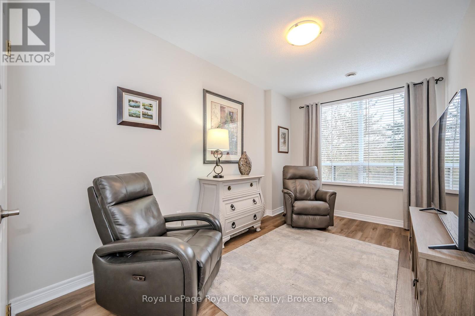 104 - 60 Wyndham Street S, Guelph, Ontario  N1E 7H7 - Photo 19 - X12047038