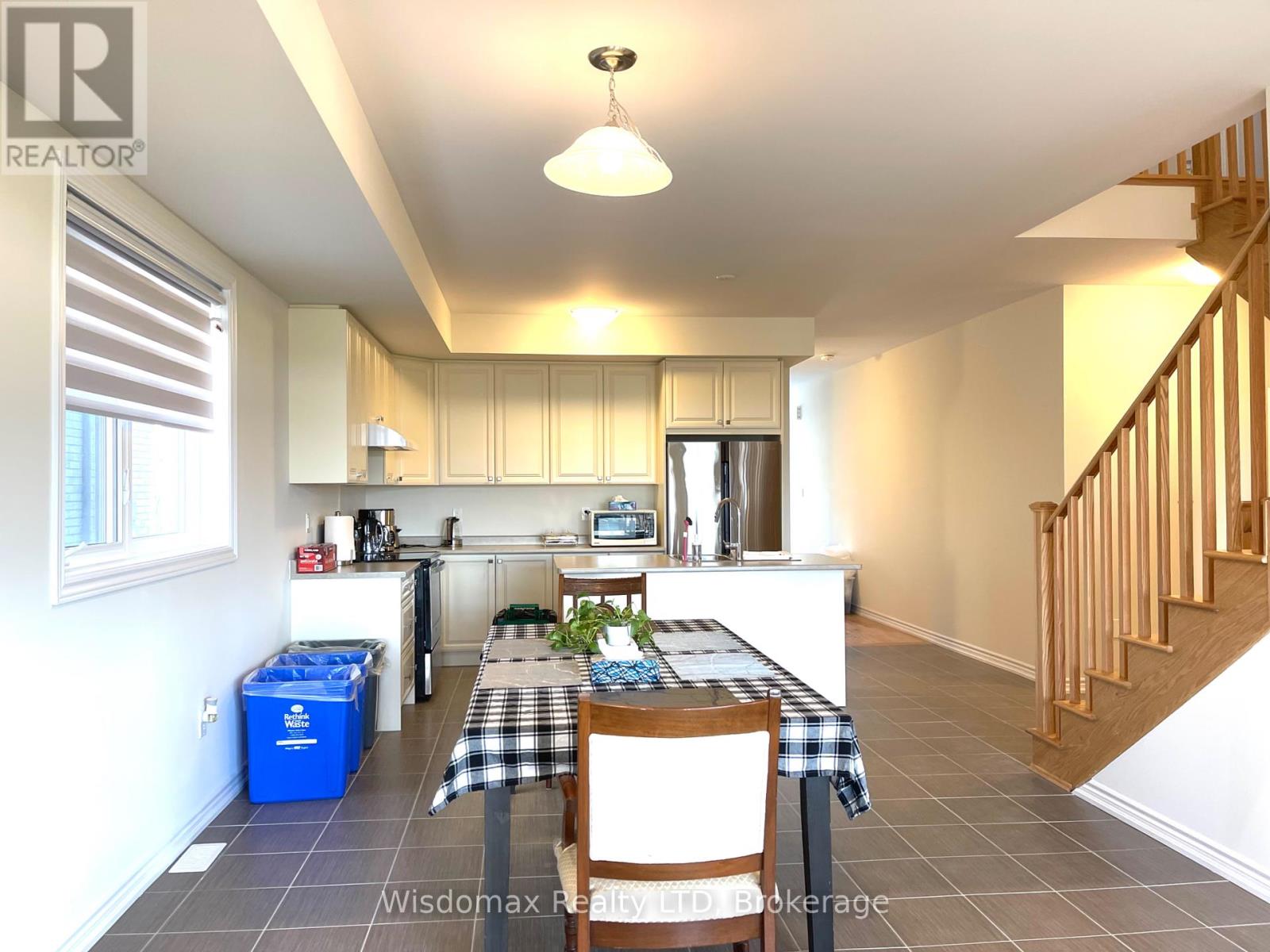 Property at 6 EXPLORER WAY image 3