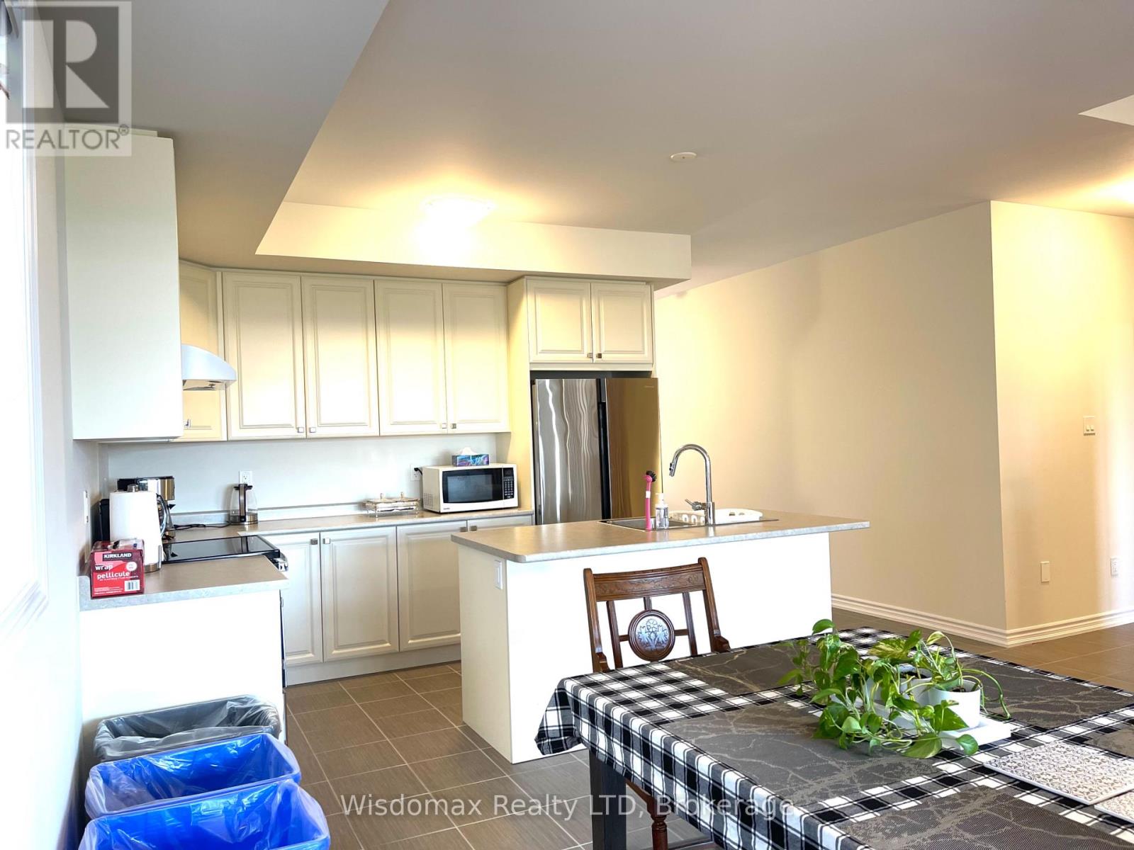Property at 6 EXPLORER WAY image 4