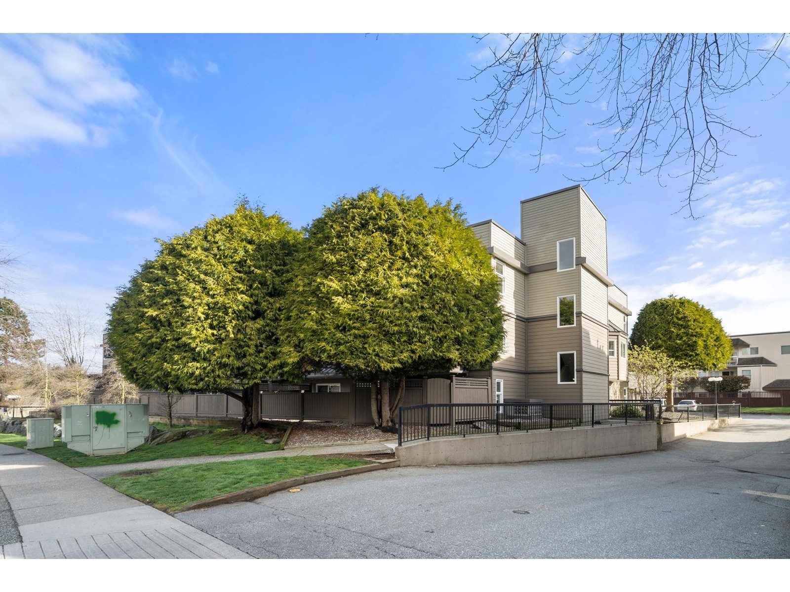 2 1870 E Southmere Crescent, Surrey, British Columbia  V4A 7A3 - Photo 28 - R2980729