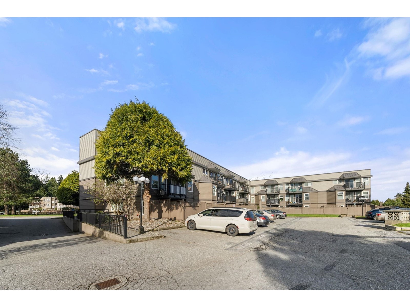 2 1870 E Southmere Crescent, Surrey, British Columbia  V4A 7A3 - Photo 30 - R2980729