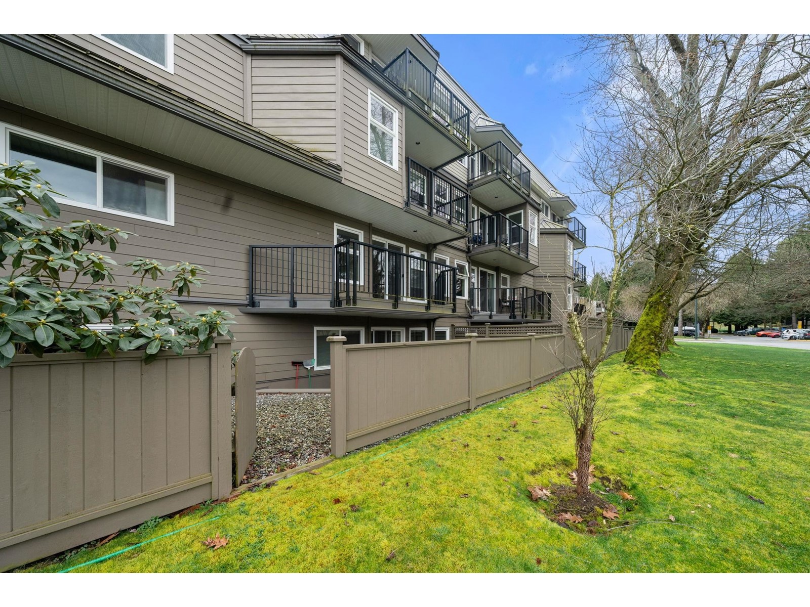 2 1870 E Southmere Crescent, Surrey, British Columbia  V4A 7A3 - Photo 37 - R2980729
