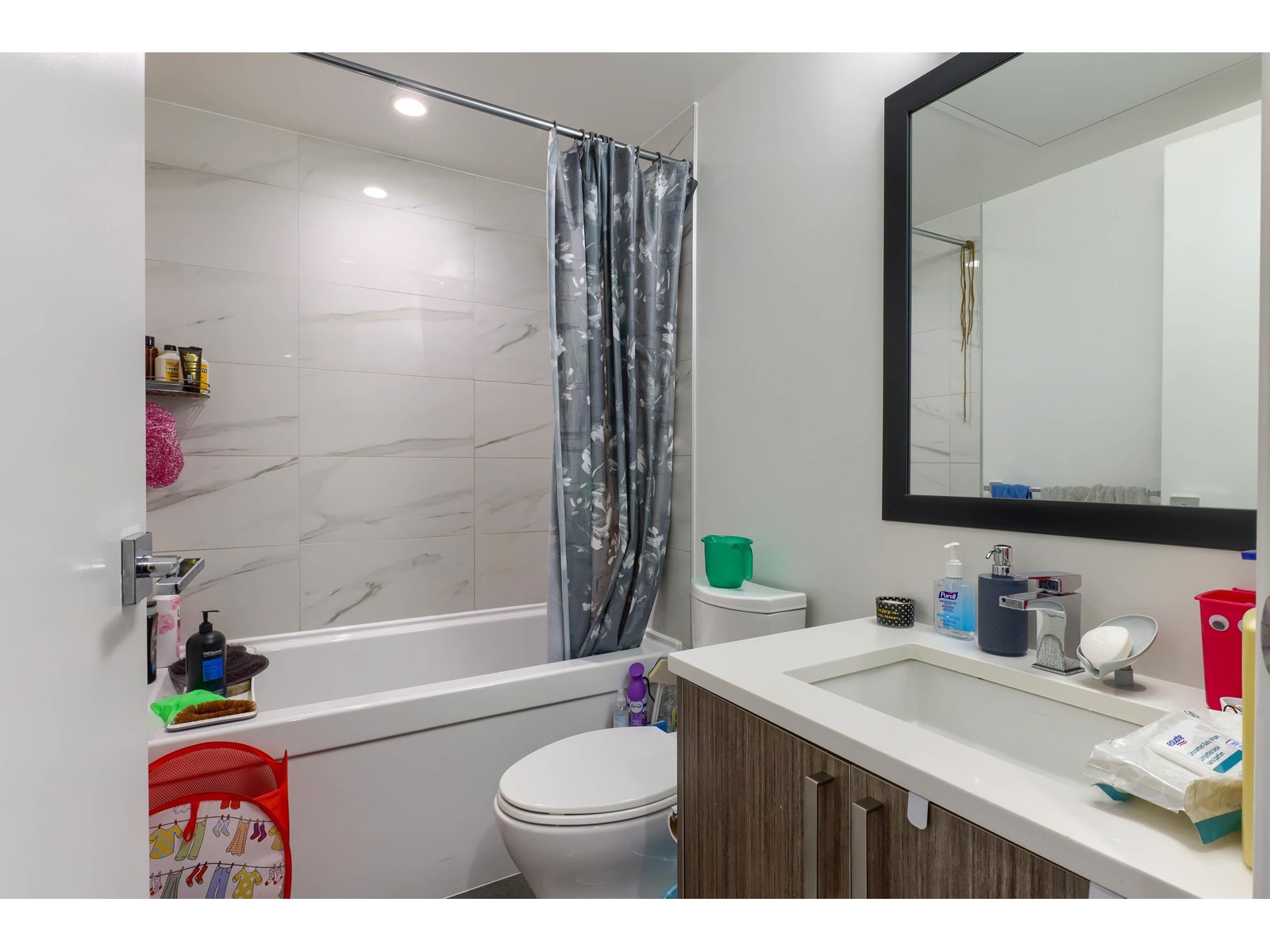317 13350 Central Avenue, Surrey, British Columbia  V3T 0S1 - Photo 8 - R2982027
