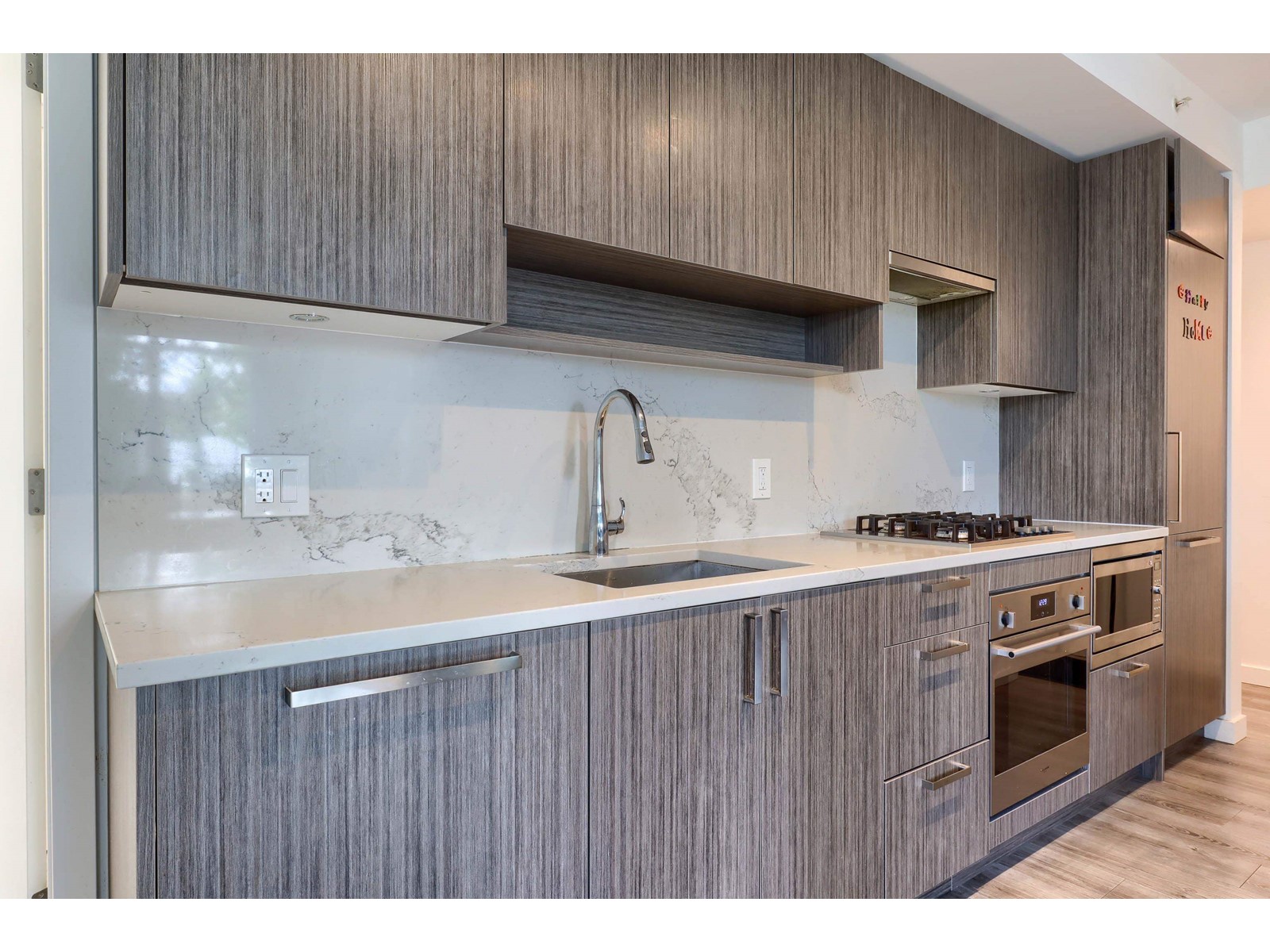 317 13350 Central Avenue, Surrey, British Columbia  V3T 0S1 - Photo 12 - R2982027