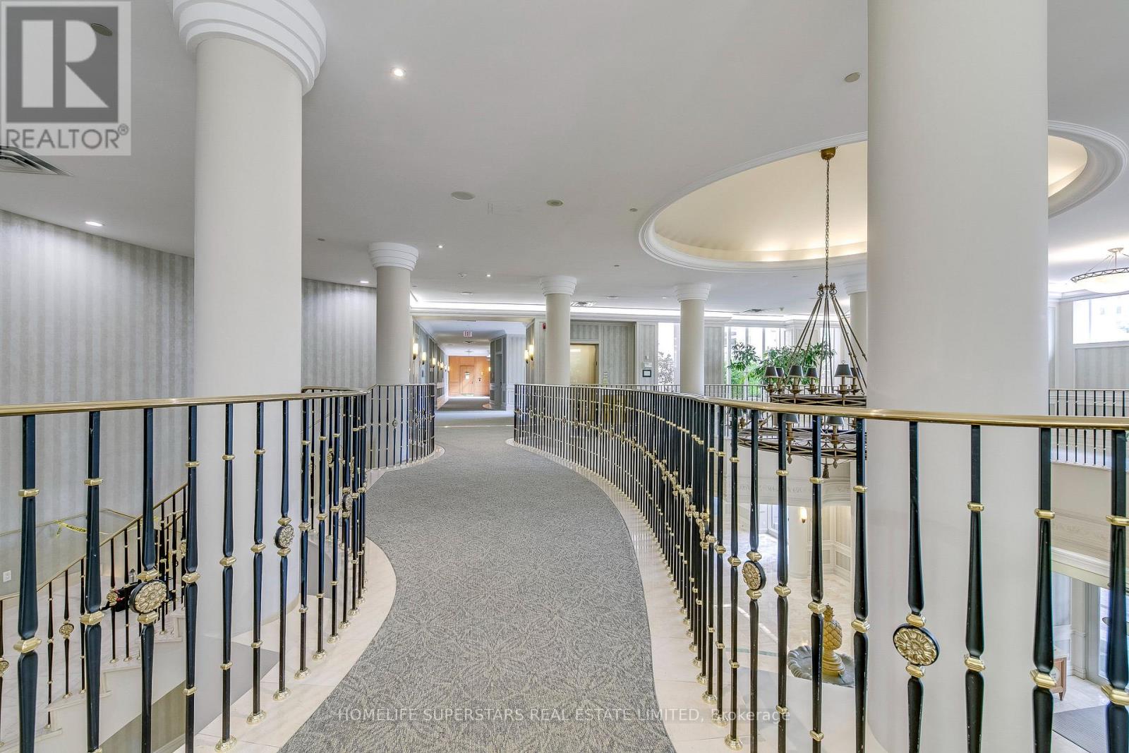 Property at 2810 - 25 KINGSBRIDGE GARDEN CIRCLE image 3