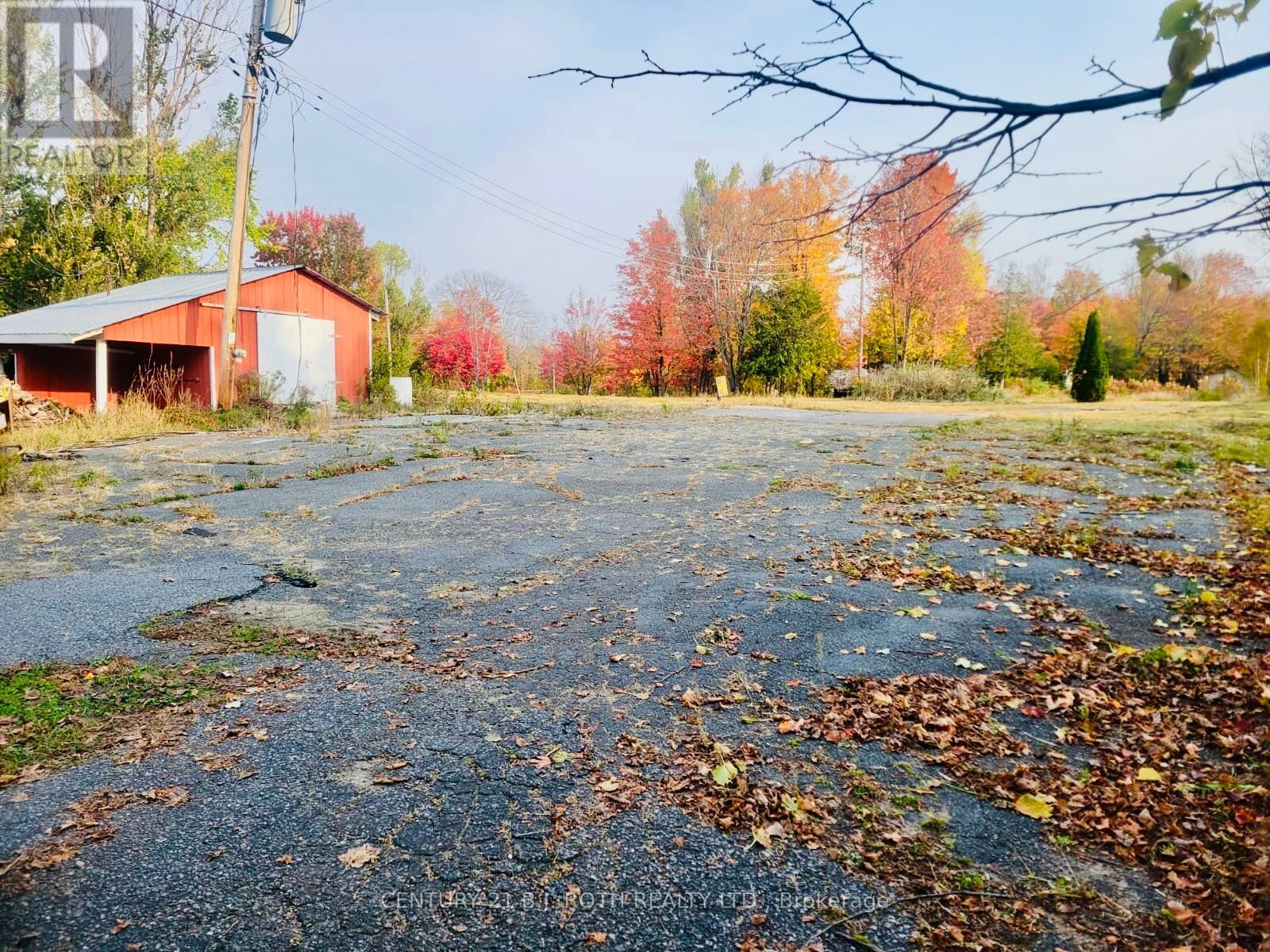 270 Pierre Road, West Nipissing (Sturgeon Falls), Ontario  P2B 2W8 - Photo 7 - X12047062