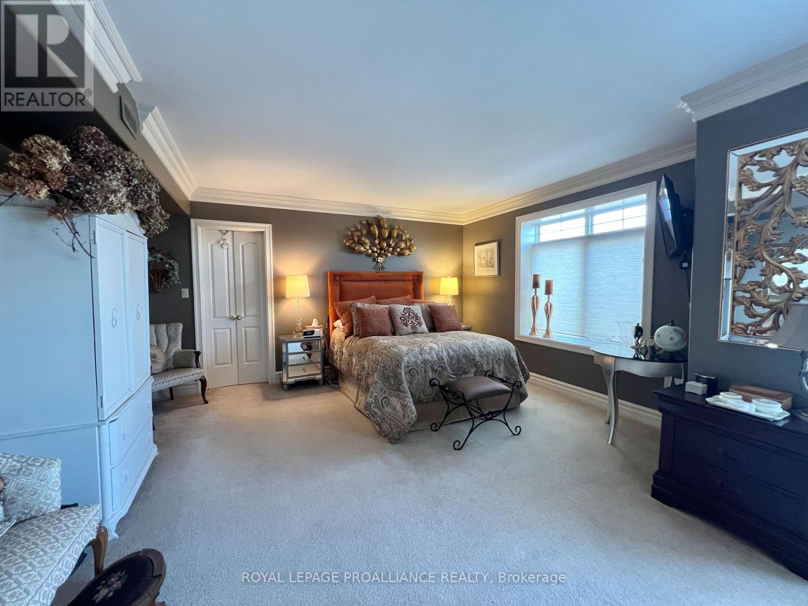 201 - 145 Farley Avenue, Belleville, Ontario  K8N 4L1 - Photo 13 - X12047190