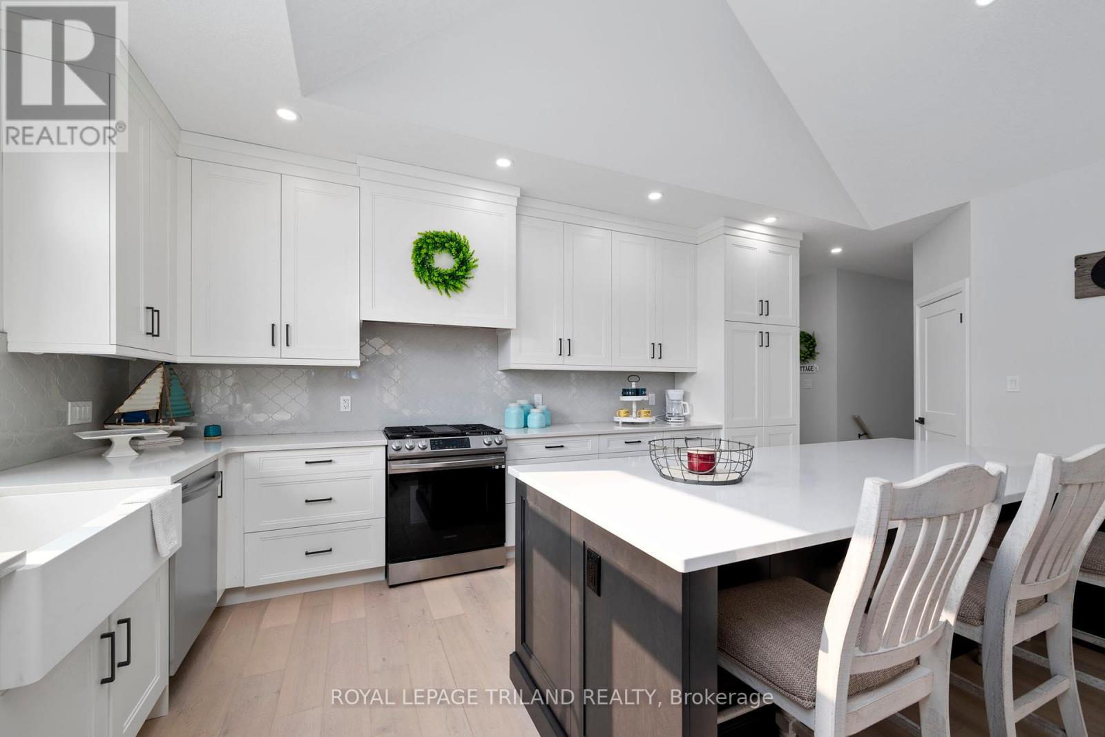 34 - 63 Compass Trail, Central Elgin, Ontario  N5L 1J8 - Photo 10 - X12047162