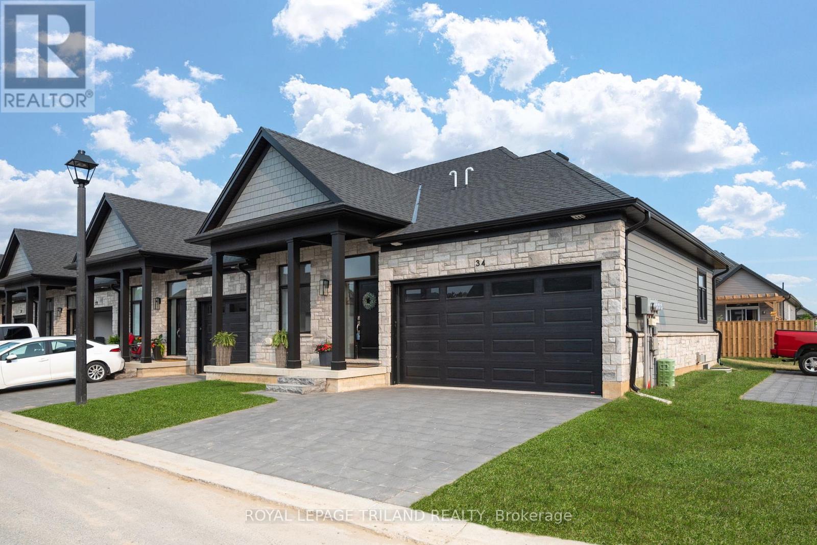 34 - 63 Compass Trail, Central Elgin, Ontario  N5L 1J8 - Photo 2 - X12047162
