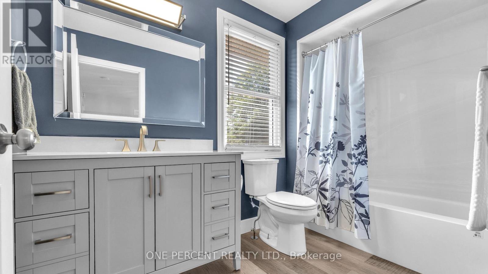 10 Mountainview Crescent, London South (South N), Ontario  N6J 4N1 - Photo 17 - X12047189