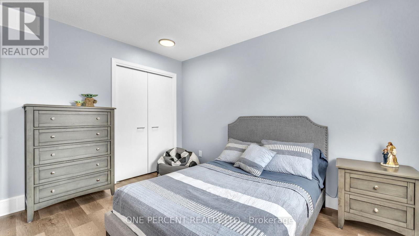 10 Mountainview Crescent, London South (South N), Ontario  N6J 4N1 - Photo 19 - X12047189