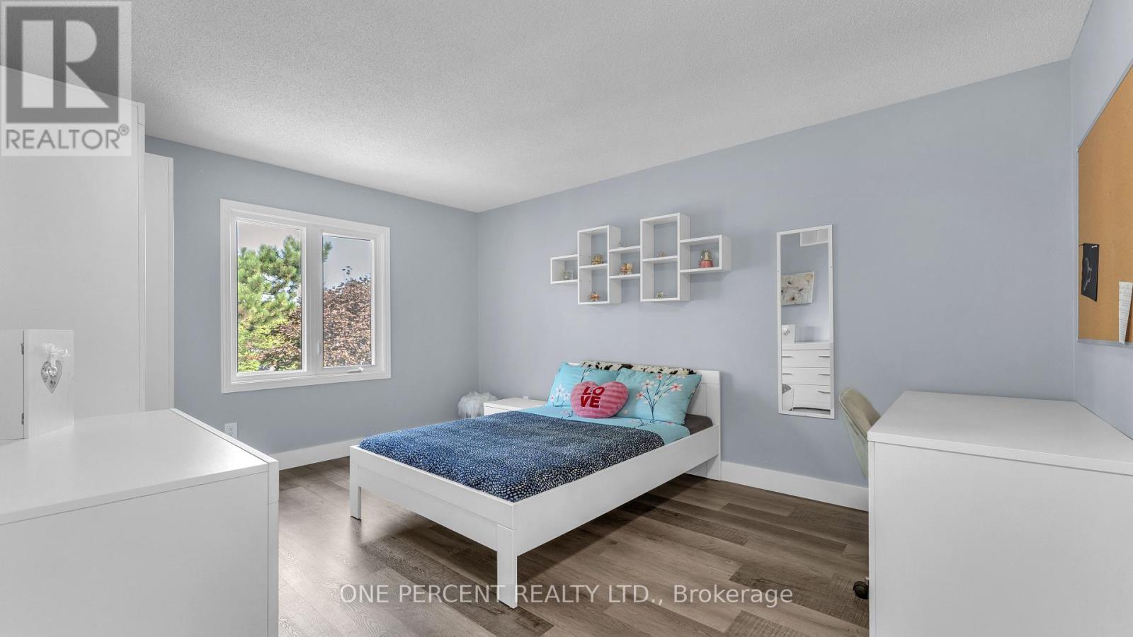 10 Mountainview Crescent, London South (South N), Ontario  N6J 4N1 - Photo 20 - X12047189