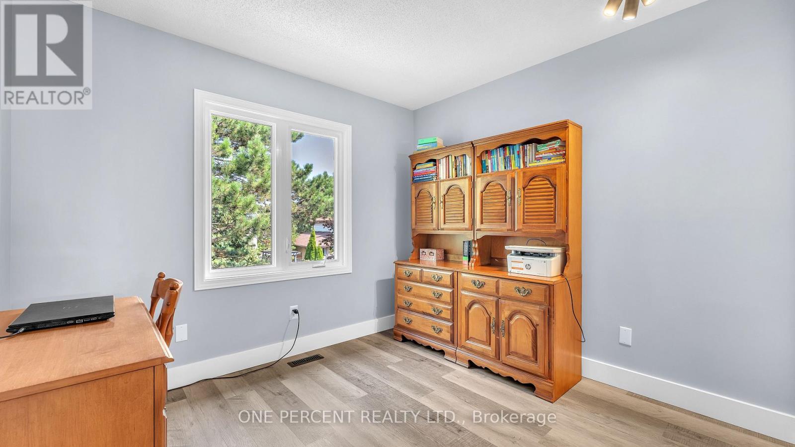 10 Mountainview Crescent, London South (South N), Ontario  N6J 4N1 - Photo 22 - X12047189