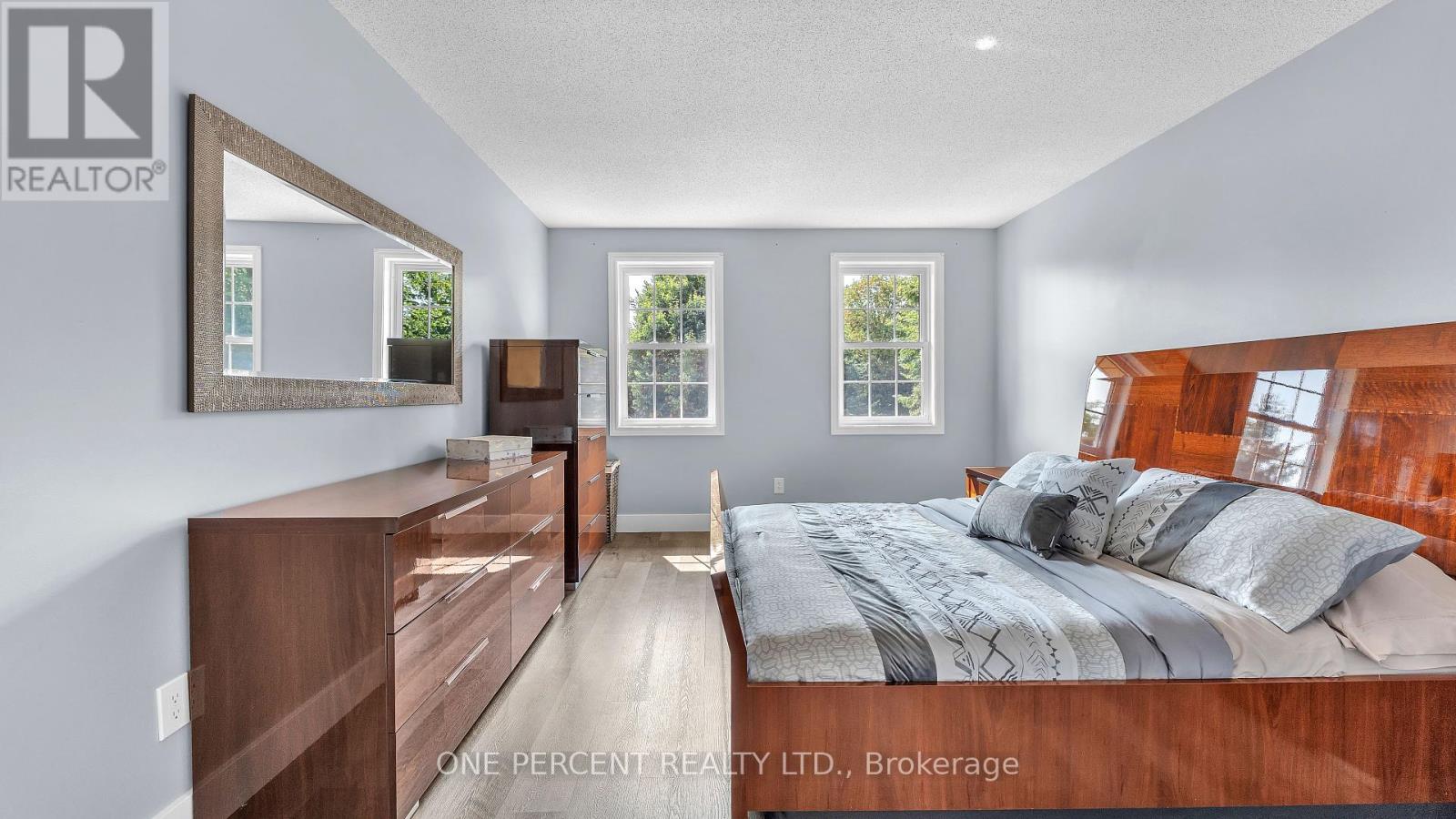 10 Mountainview Crescent, London South (South N), Ontario  N6J 4N1 - Photo 24 - X12047189