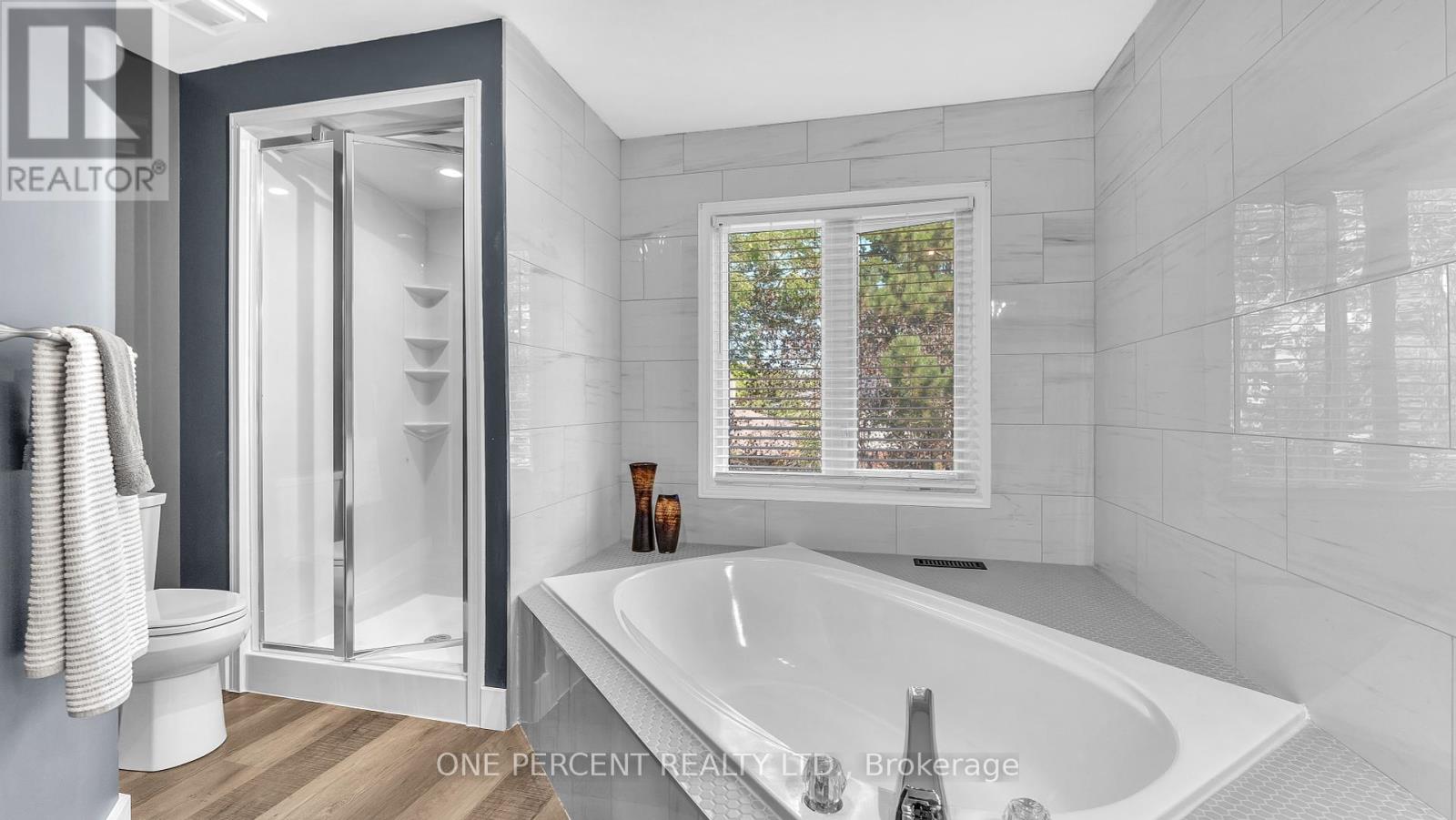 10 Mountainview Crescent, London South (South N), Ontario  N6J 4N1 - Photo 27 - X12047189