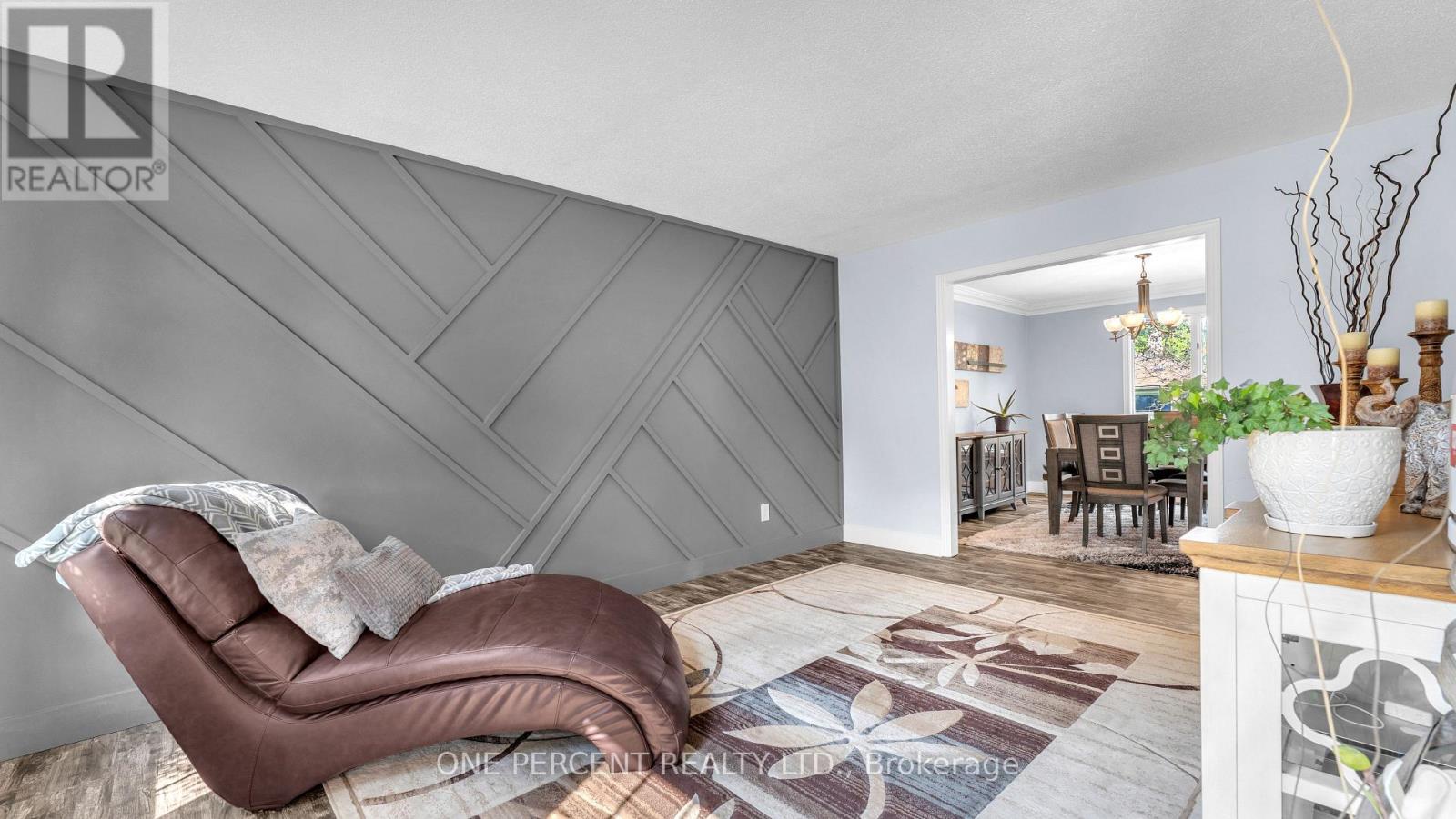 10 Mountainview Crescent, London South (South N), Ontario  N6J 4N1 - Photo 6 - X12047189