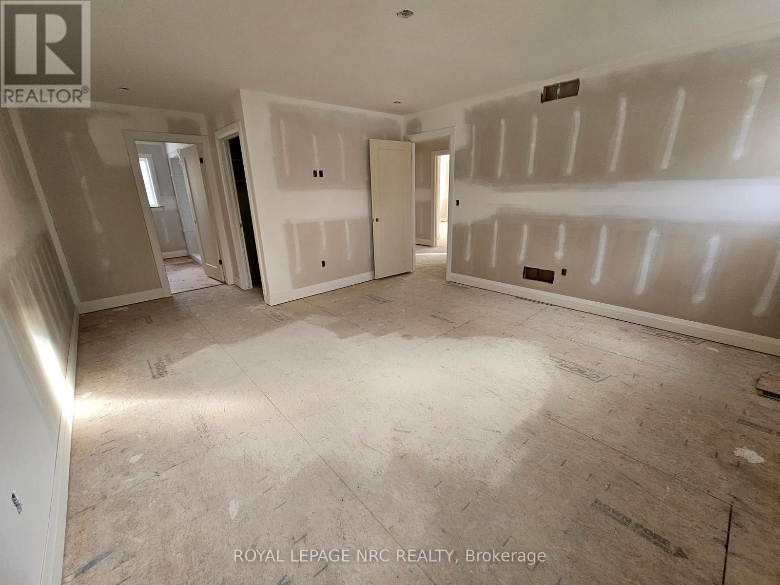 4705 Lee Avenue, Niagara Falls (Ascot), Ontario  L2H 1M7 - Photo 10 - X11956911