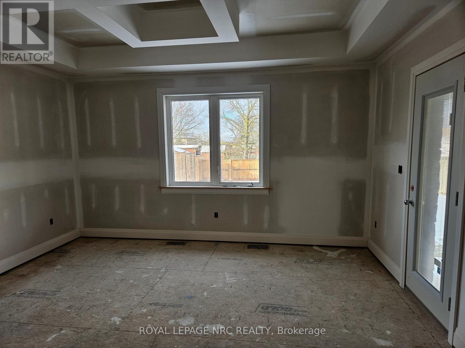 4705 Lee Avenue, Niagara Falls (Ascot), Ontario  L2H 1M7 - Photo 6 - X11956911