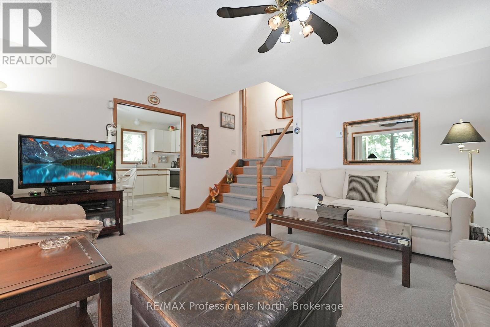 1035 Violet Lane, Dysart Et Al, Ontario  K0M 1S0 - Photo 21 - X12047101