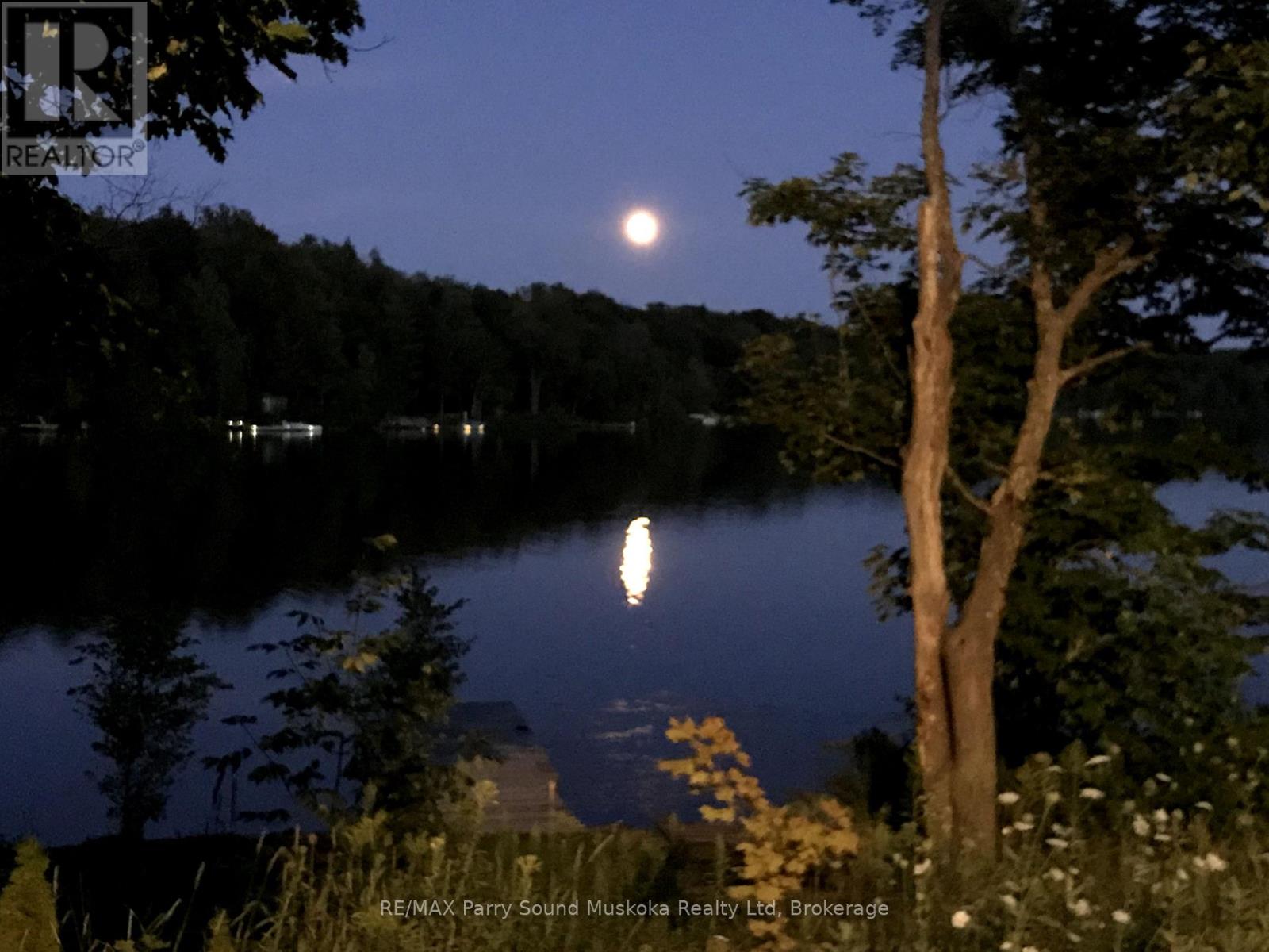 61 Stewart Street, Georgian Bay, Ontario  P0C 1H0 - Photo 2 - X12047134