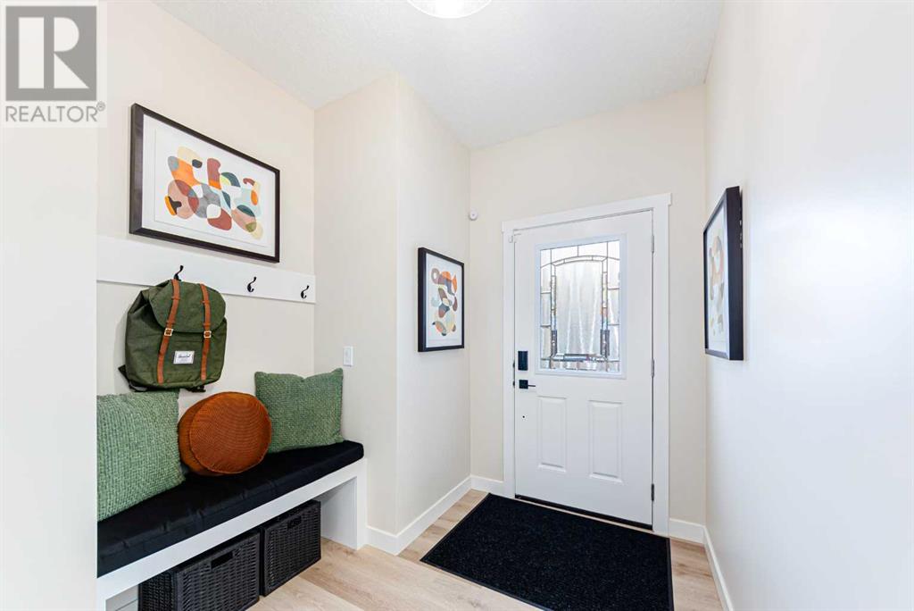 Property at 1407 Bayview Crescent SW image 2