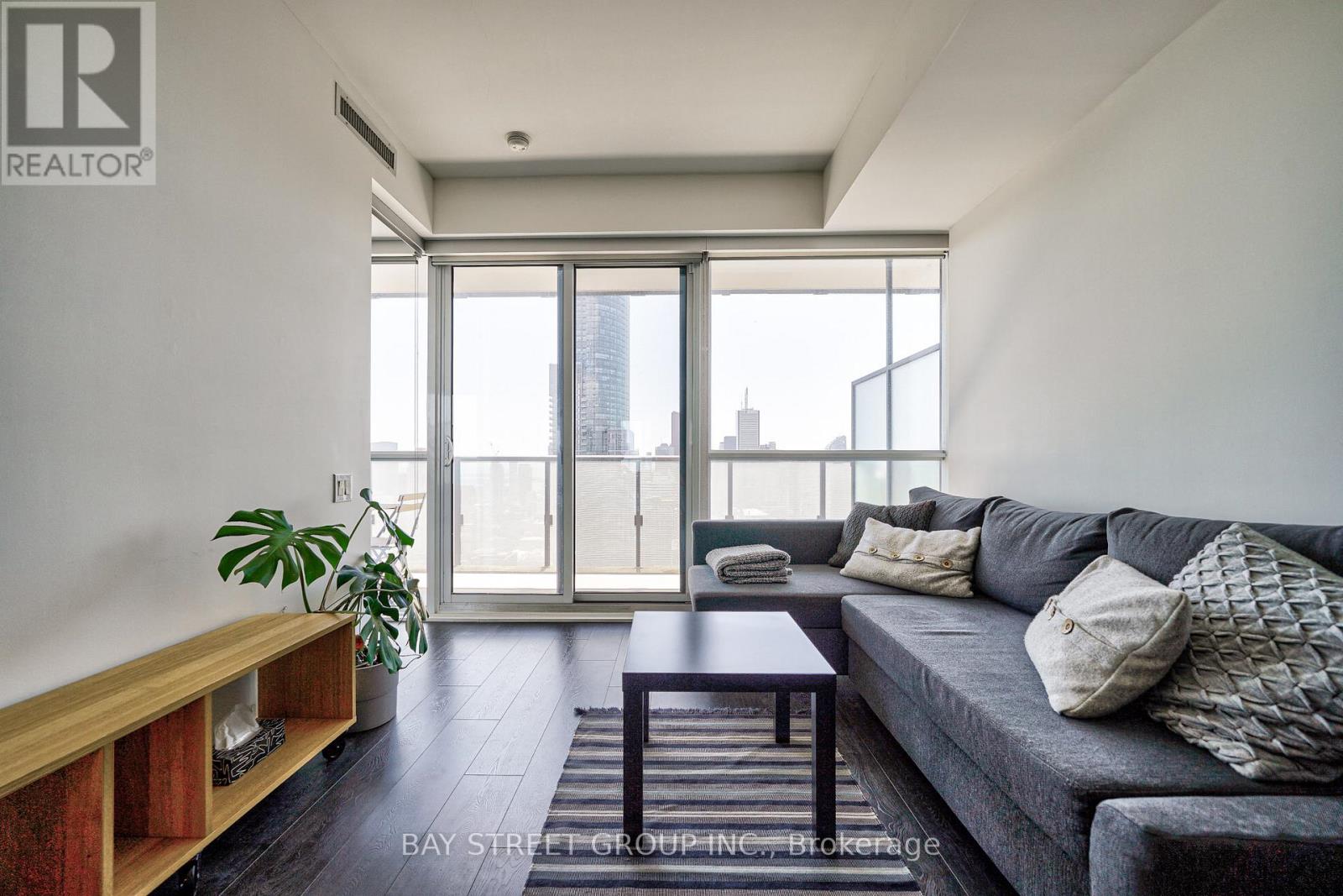 4301 - 15 Grenville Street, Toronto, Ontario  M4Y 0B9 - Photo 13 - C12047131