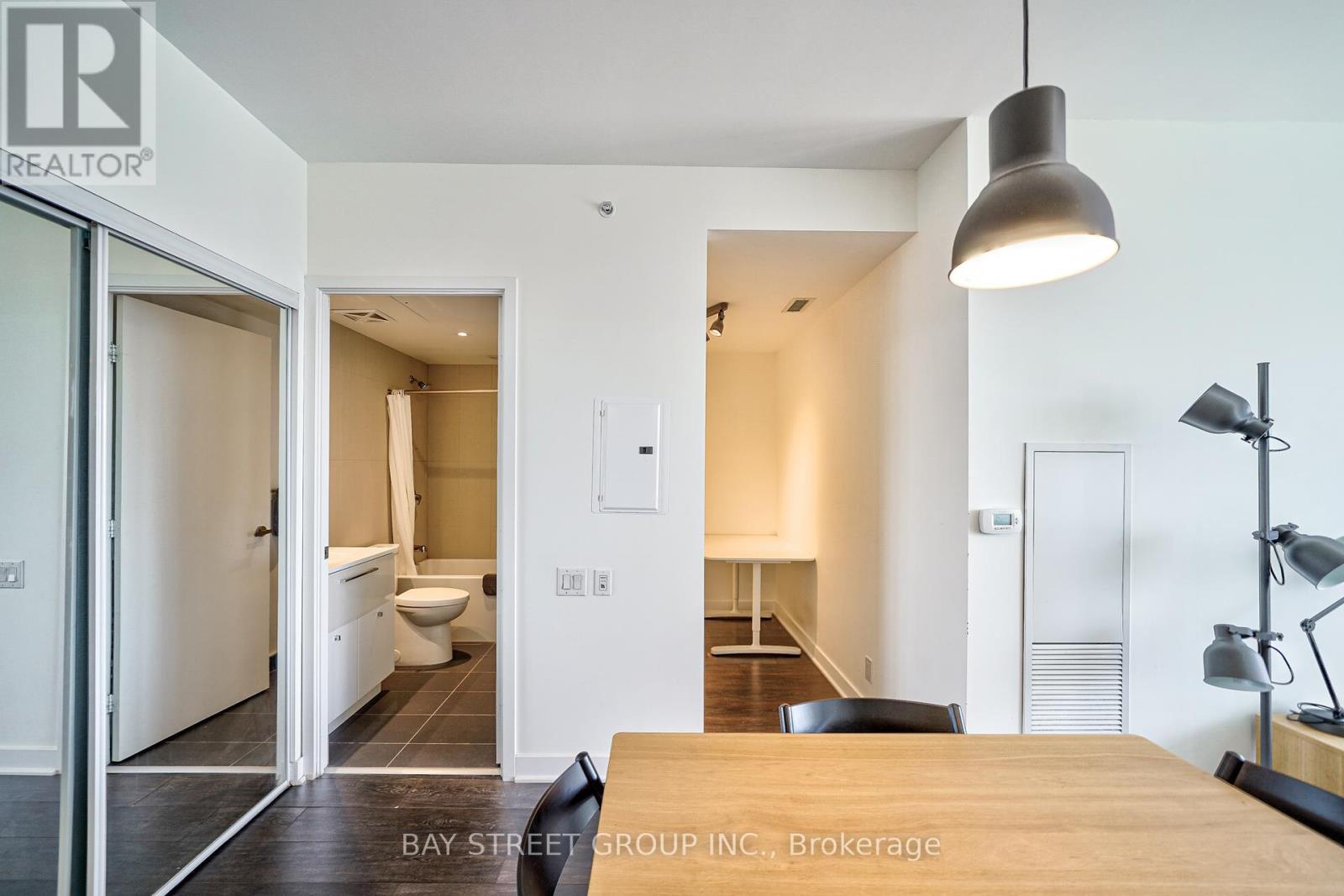 4301 - 15 Grenville Street, Toronto, Ontario  M4Y 0B9 - Photo 17 - C12047131