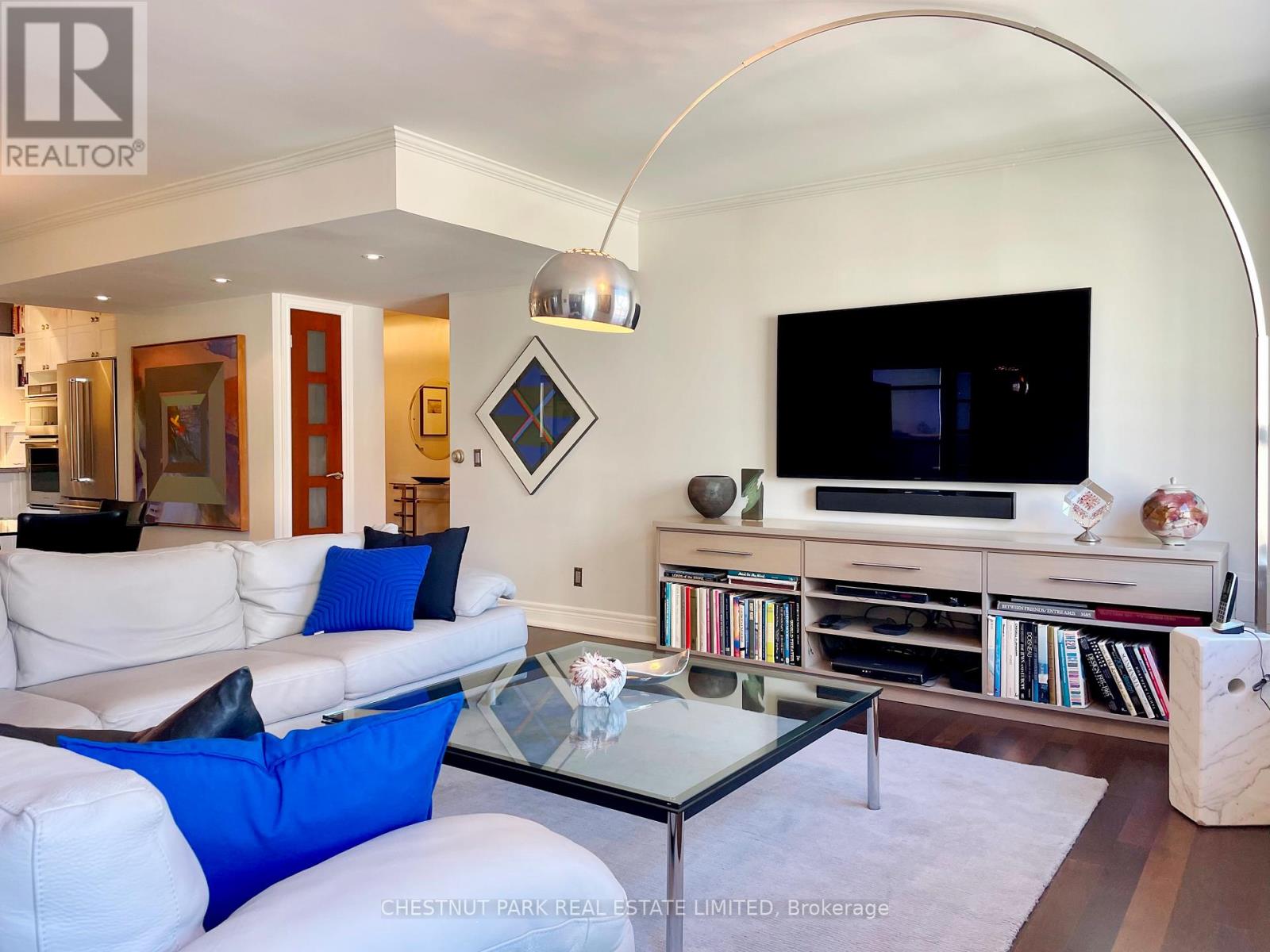 Property at 819 - 5 ROSEHILL AVENUE image 5