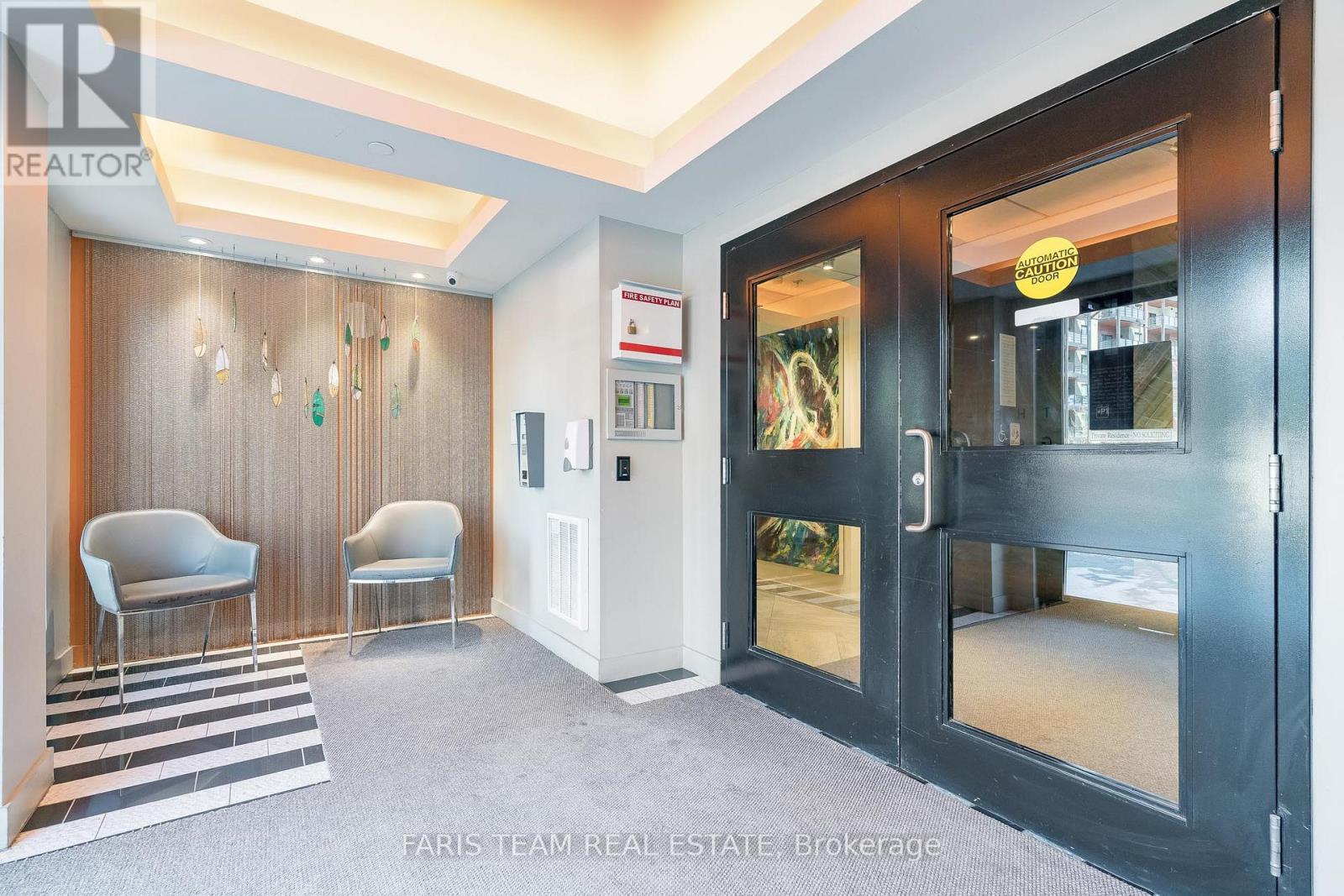 Property at 212 - 304 ESSA ROAD image 2