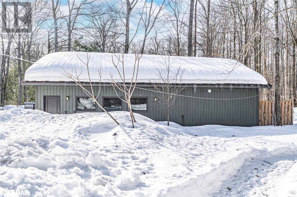 1710 Sandhill Road, Waubaushene, Ontario  L0K 2C0 - Photo 16 - 40707078