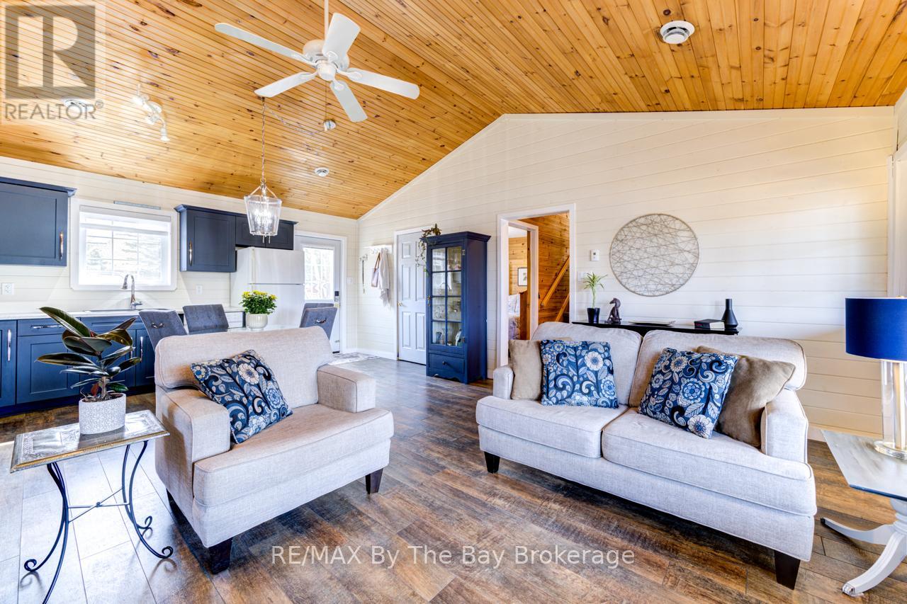 30 Cabin Crescent, Wasaga Beach, Ontario  L9Z 1X7 - Photo 21 - S12047295