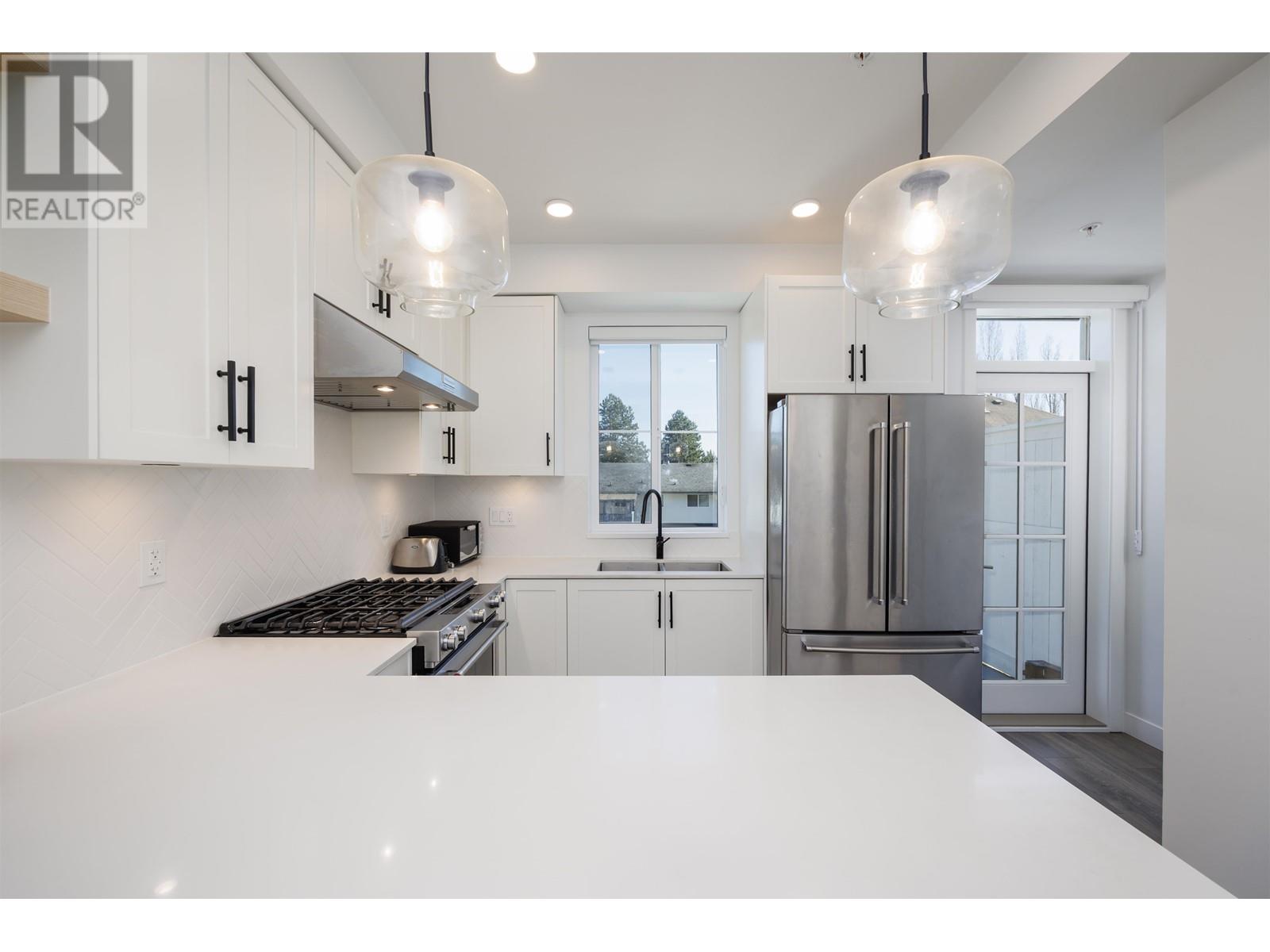 119 707 Robinson Street, Coquitlam, British Columbia  V3J 0M9 - Photo 8 - R2983032