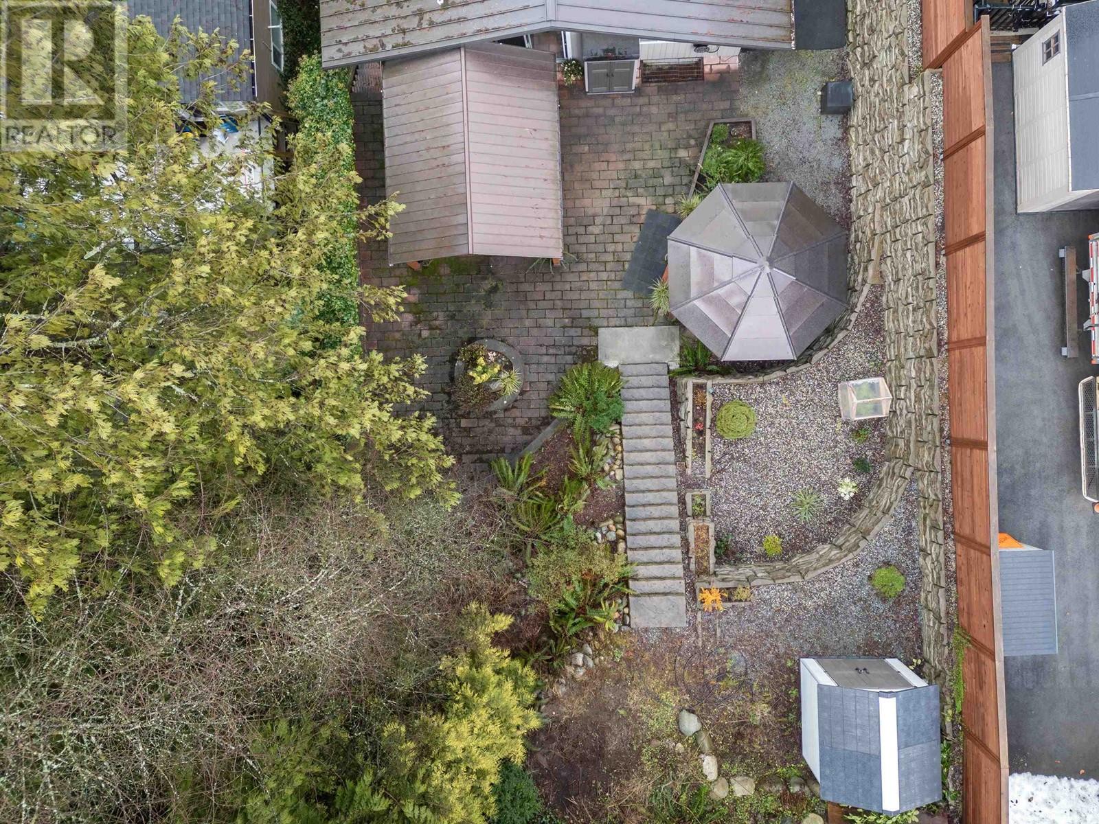 1493 Paisley Road, North Vancouver, British Columbia  V7R 1C4 - Photo 35 - R2983042