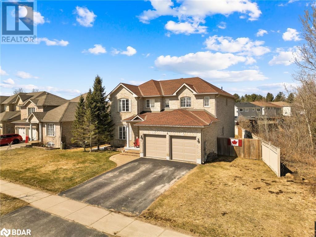 4 Gold Park Gate, Angus, Ontario  L3W 0C2 - Photo 1 - 40702326