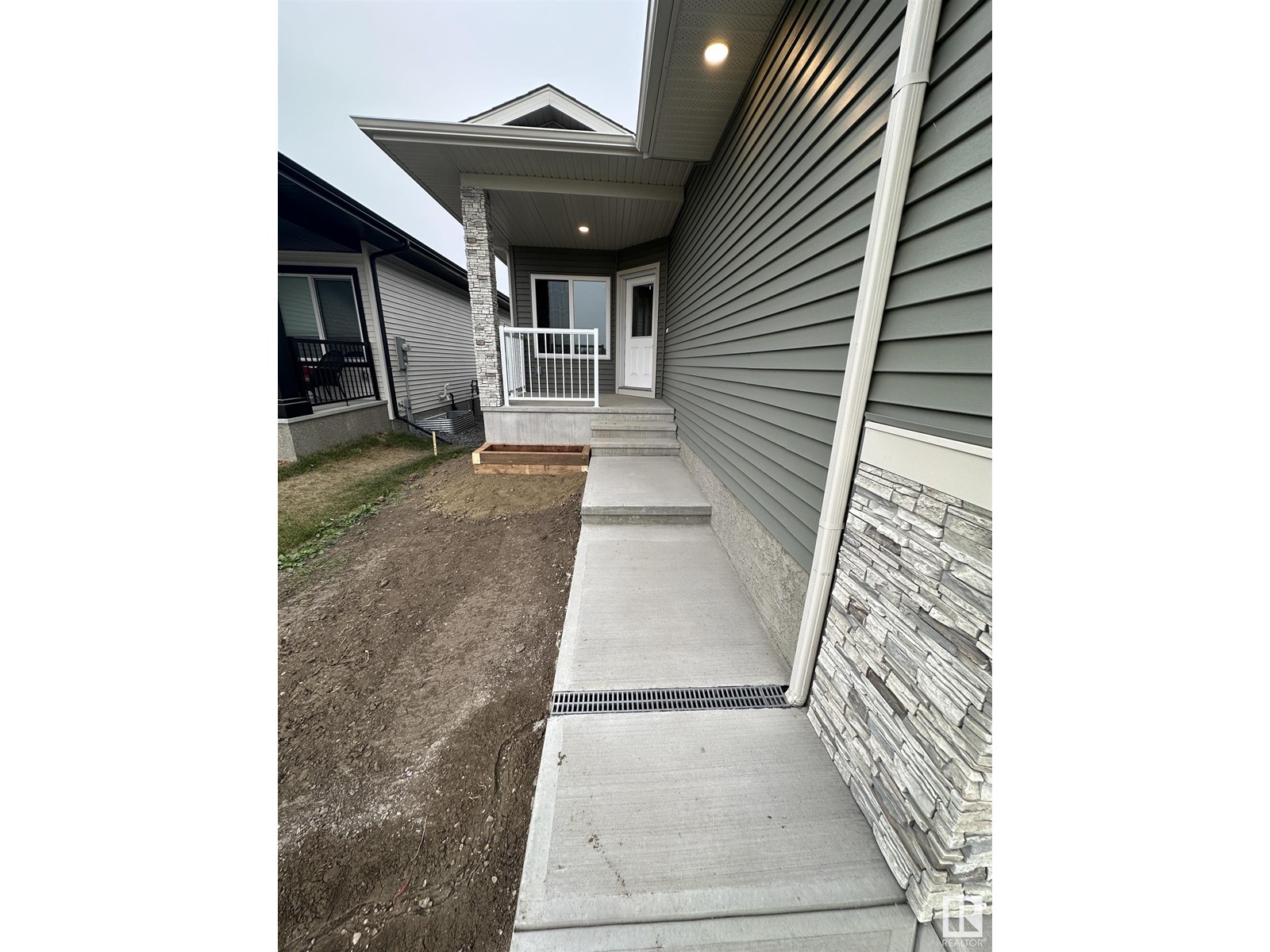 Property at #24 11 DALTON LI image 2